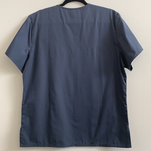 ADAR UNIFORMS Gray Medical Scrub Top Women’s Size M - Picture 3 of 5